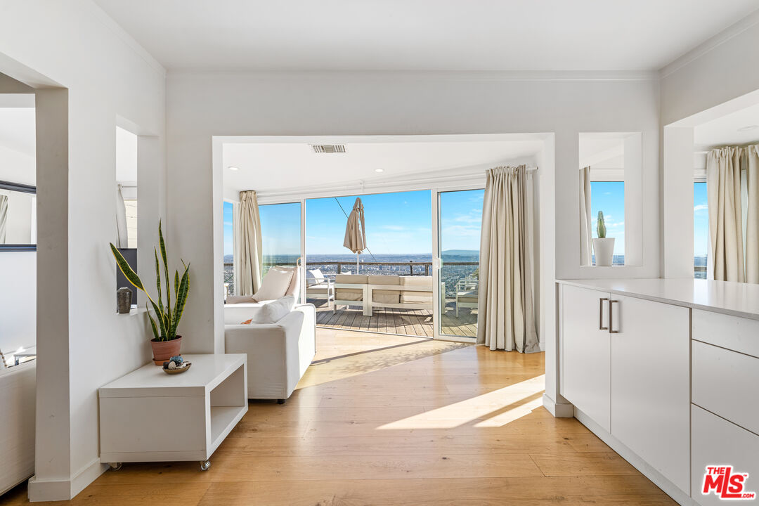 MLS #25583317 image #5