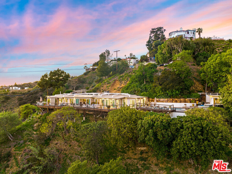 MLS #25583317 image #0