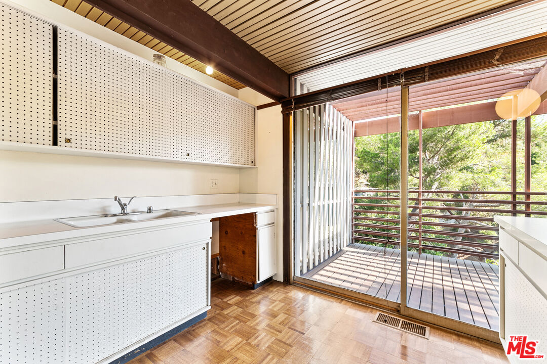 MLS #25583417 image #14