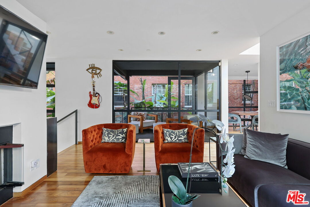 MLS #25583465 image #14