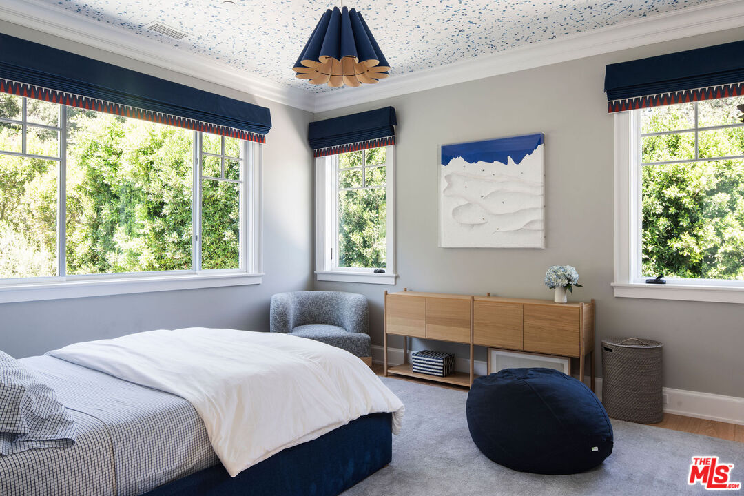 MLS #25583517 image #35