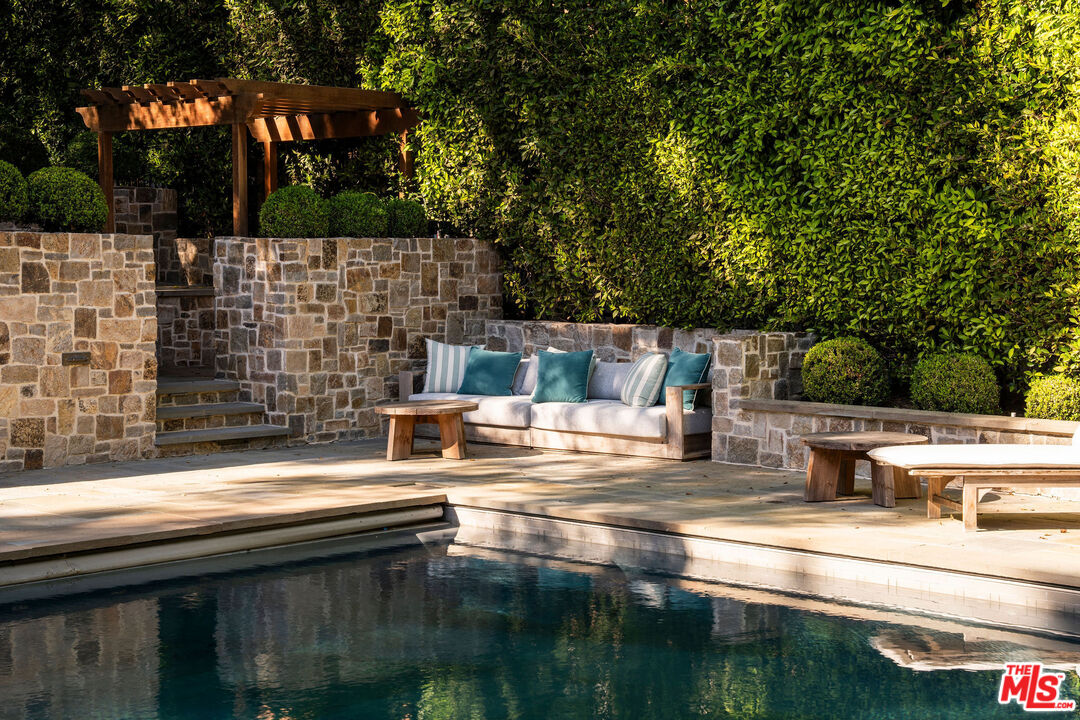 MLS #25583517 image #41