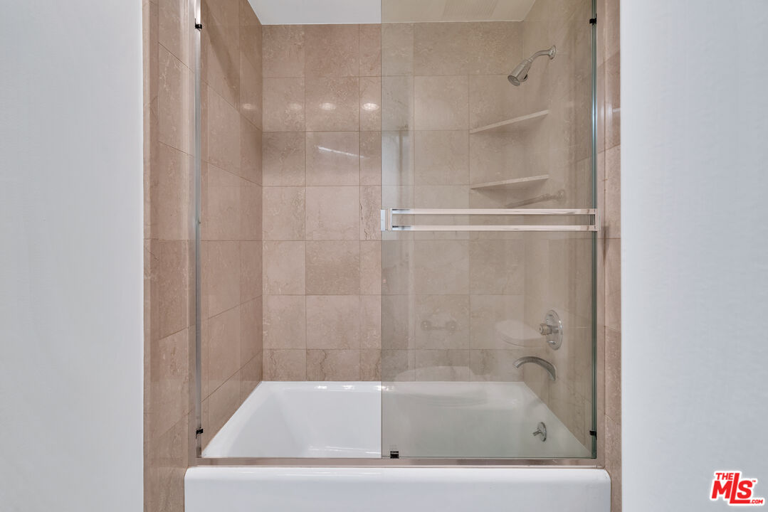 MLS #25583565 image #18