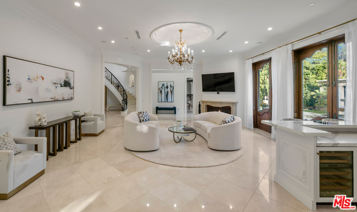 MLS #25583623 image #13