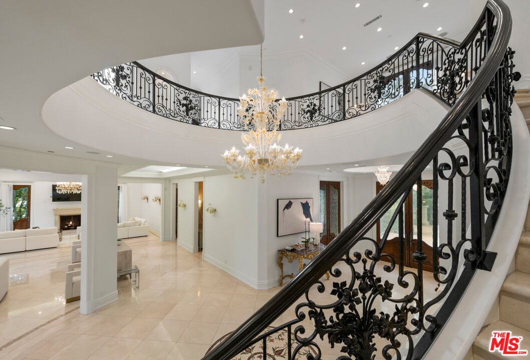 MLS #25583623 image #22