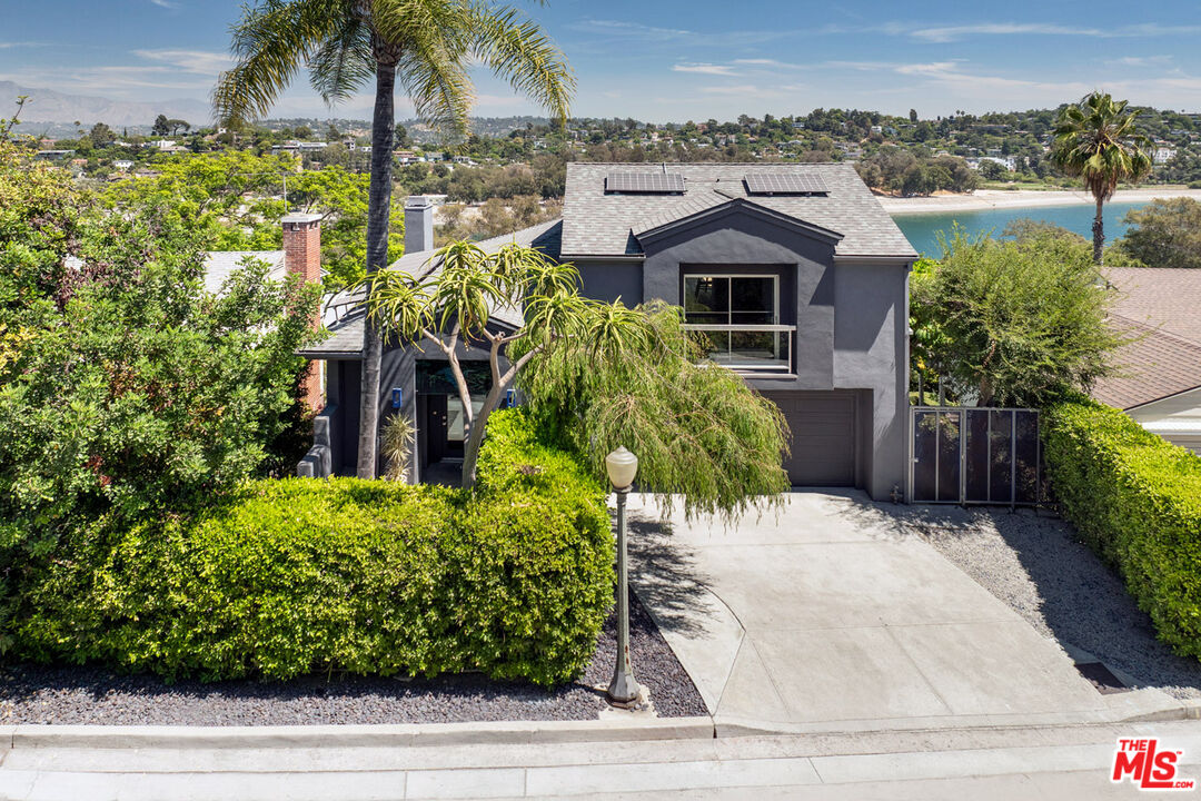 MLS #25583637 image #0