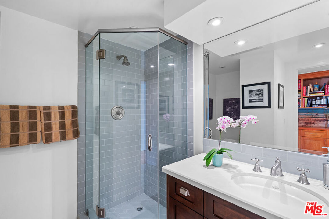 MLS #25583961 image #15