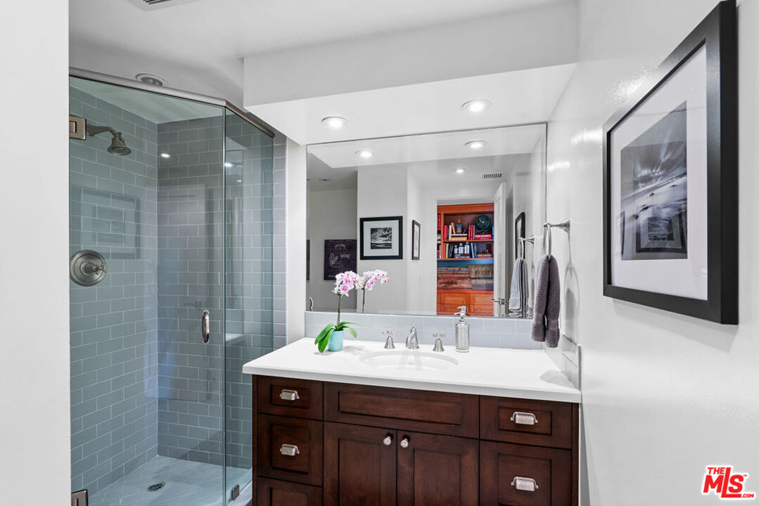 MLS #25583961 image #16