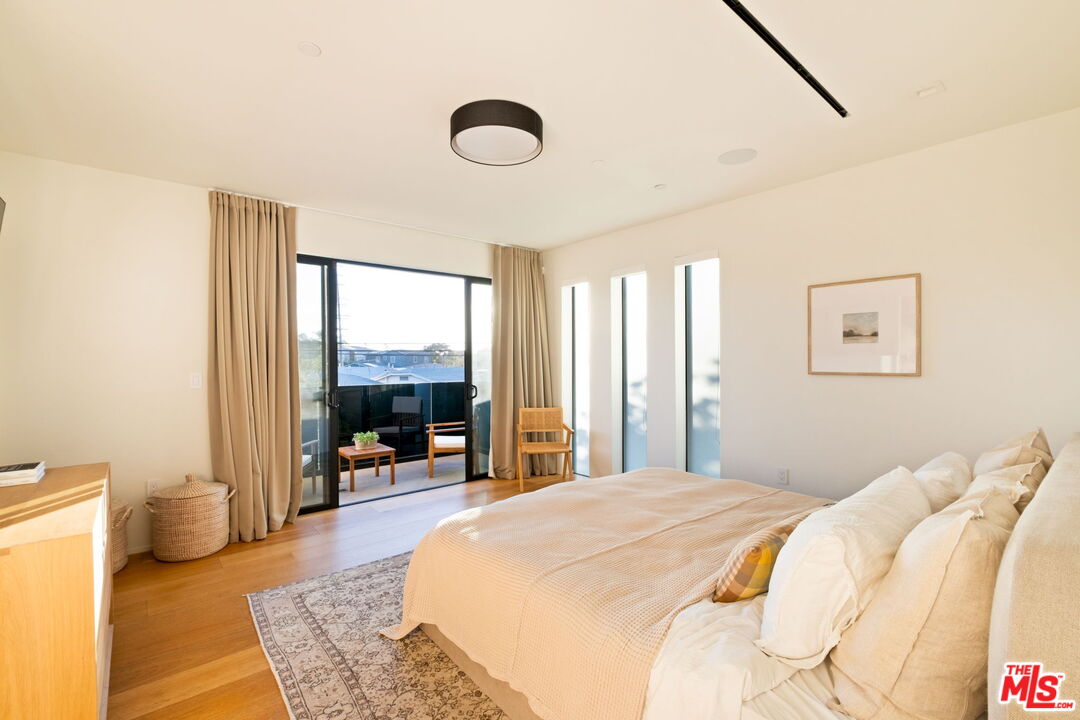 MLS #25584147 image #30