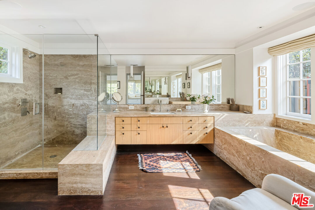 MLS #25584287 image #16