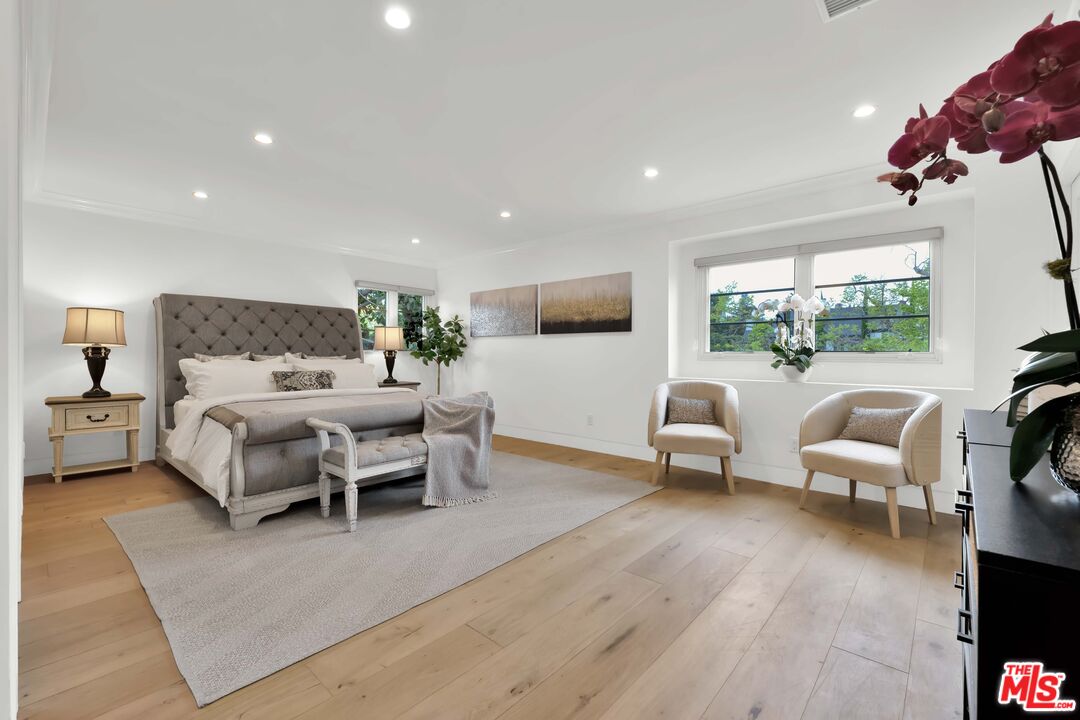 MLS #25584853 image #28