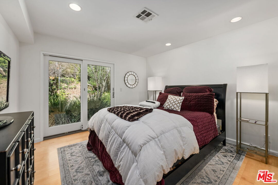 MLS #25584913 image #25