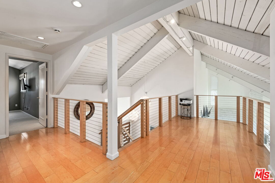 MLS #25584913 image #26