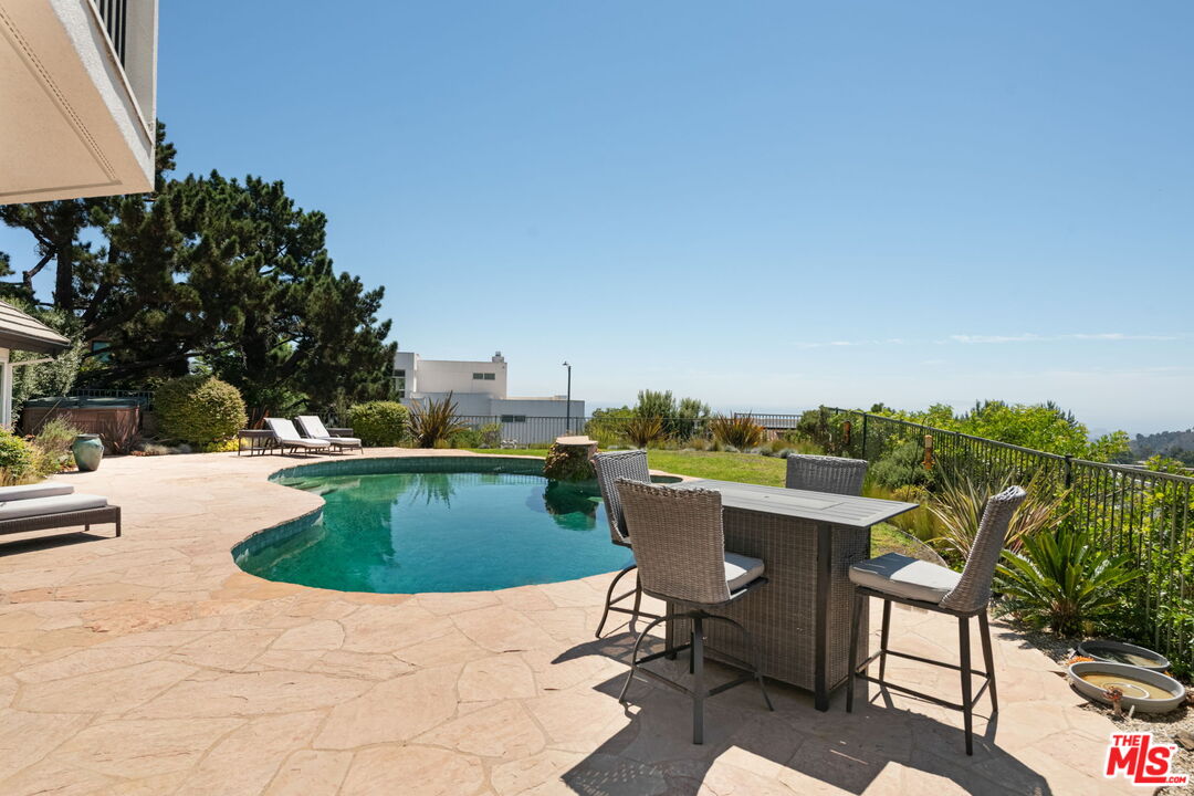 MLS #25584913 image #38