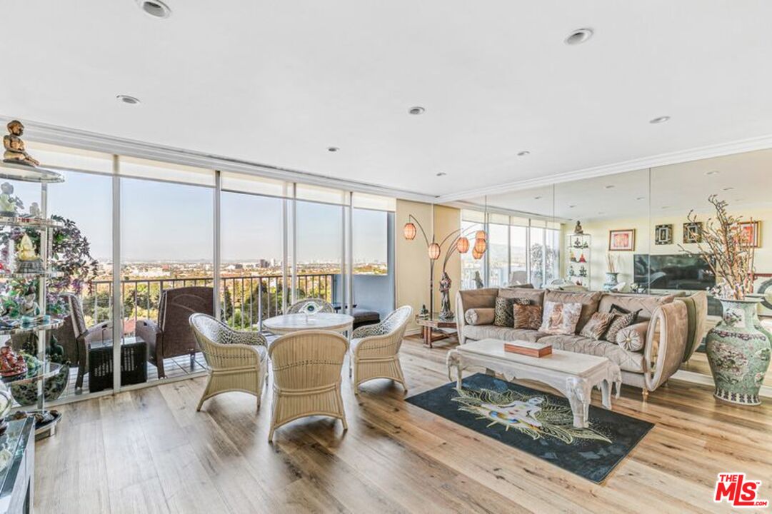 MLS #25585187 image #14