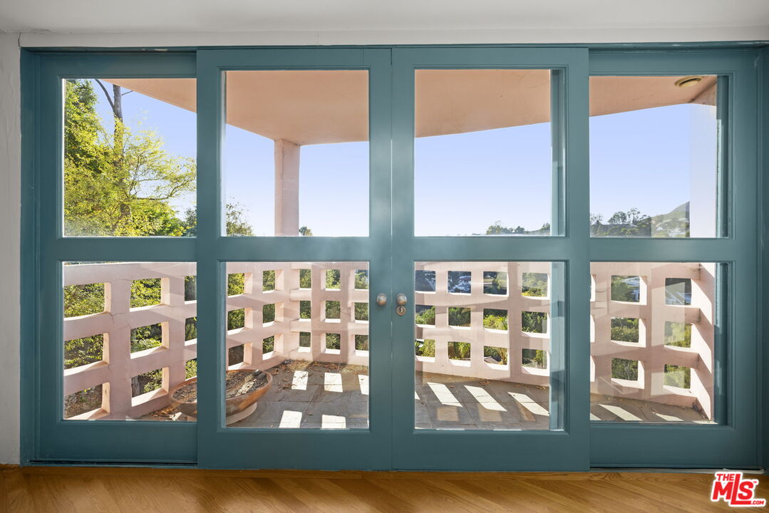 MLS #25585293 image #16