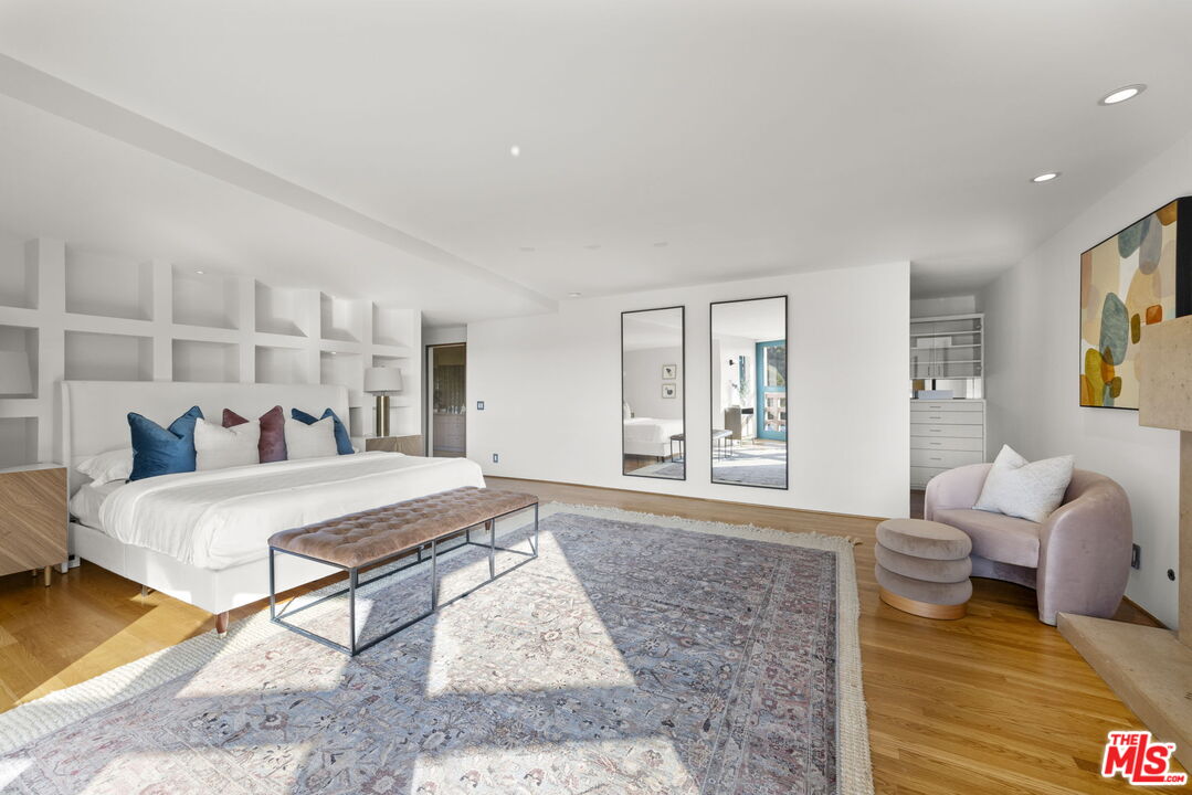 MLS #25585293 image #18