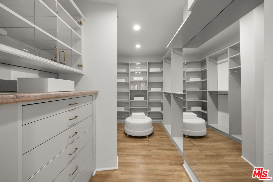 MLS #25585293 image #20