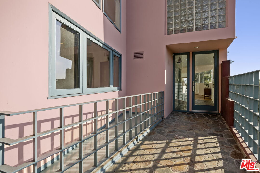 MLS #25585293 image #2