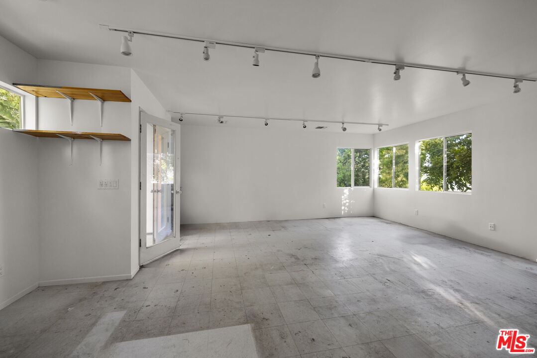 MLS #25585293 image #52