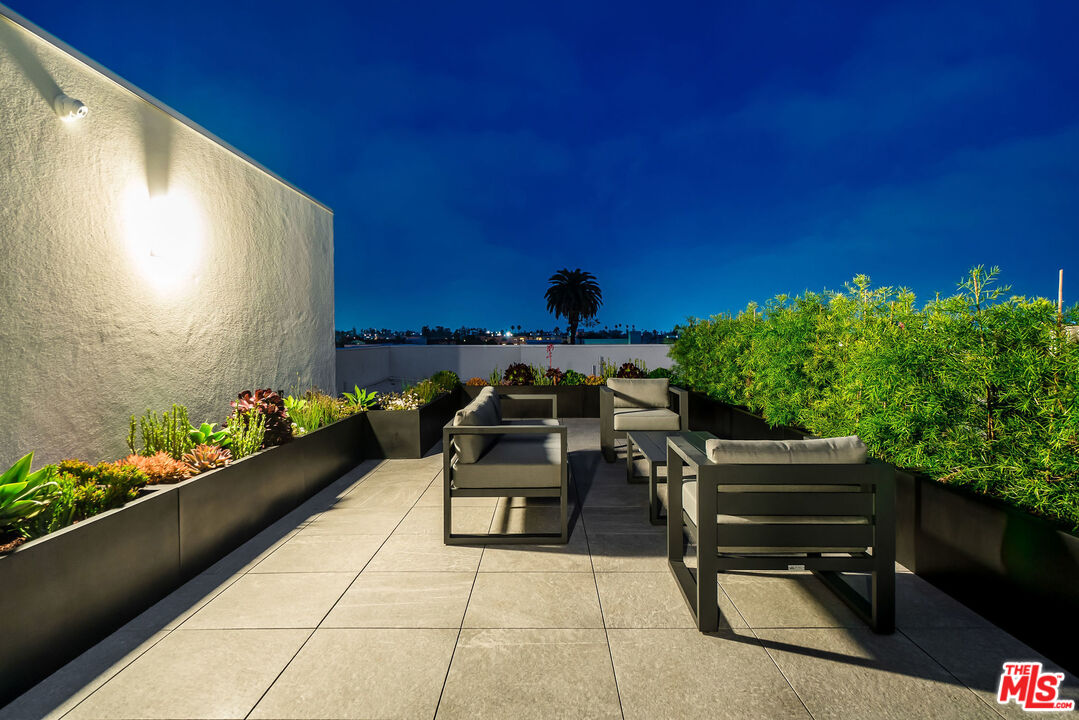 MLS #25585315 image #16