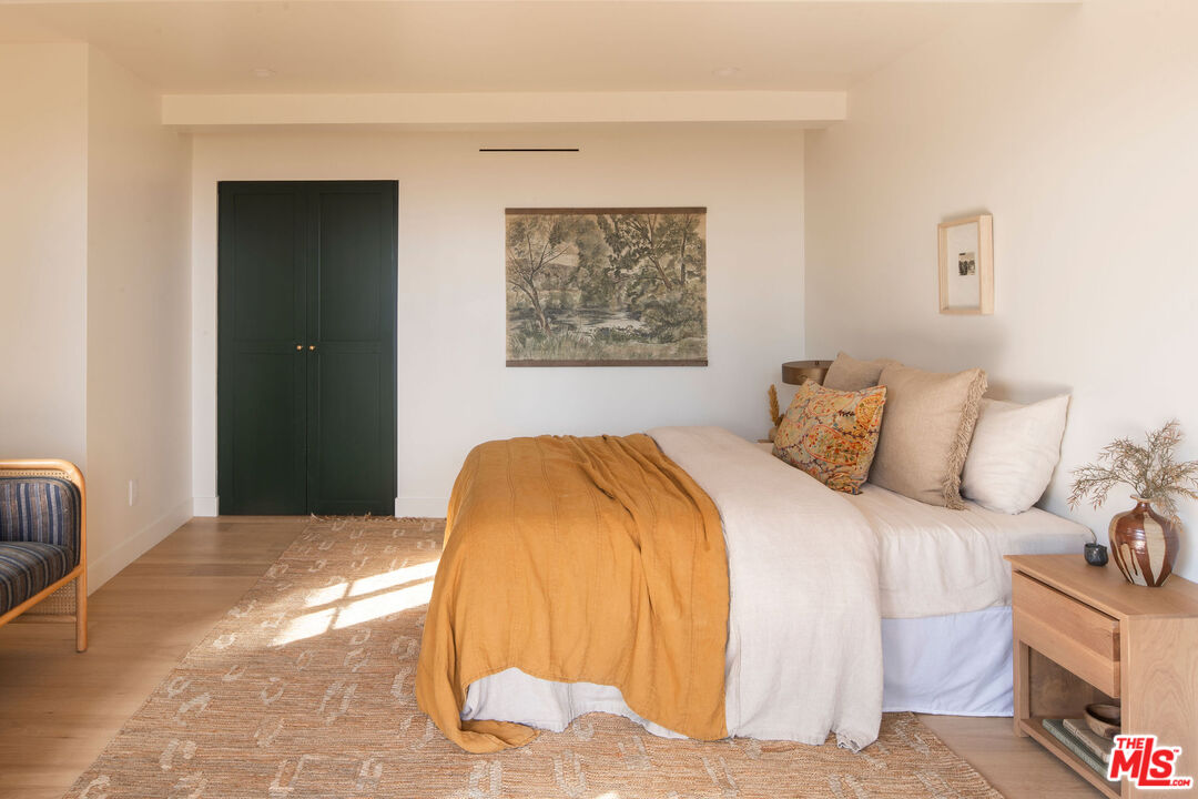 MLS #25585443 image #13