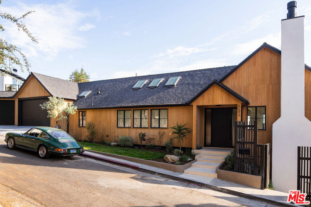 MLS #25585443 image #0