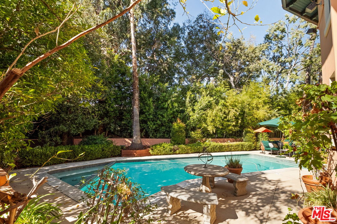 MLS #25585561 image #10