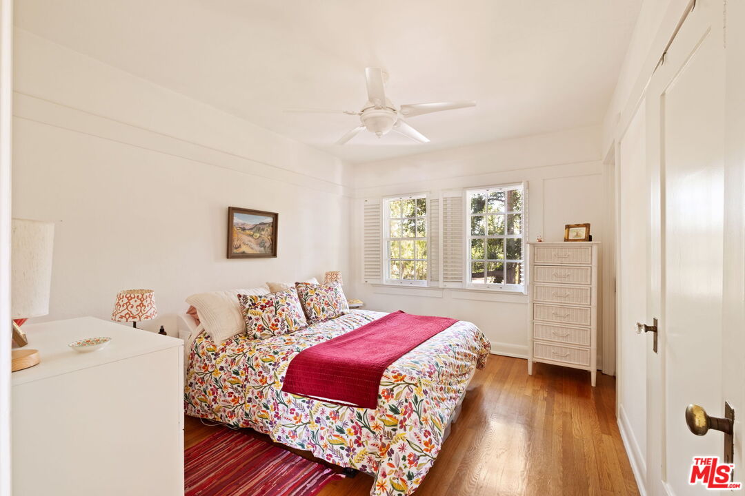 MLS #25585561 image #16