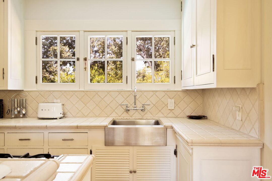 MLS #25585561 image #19