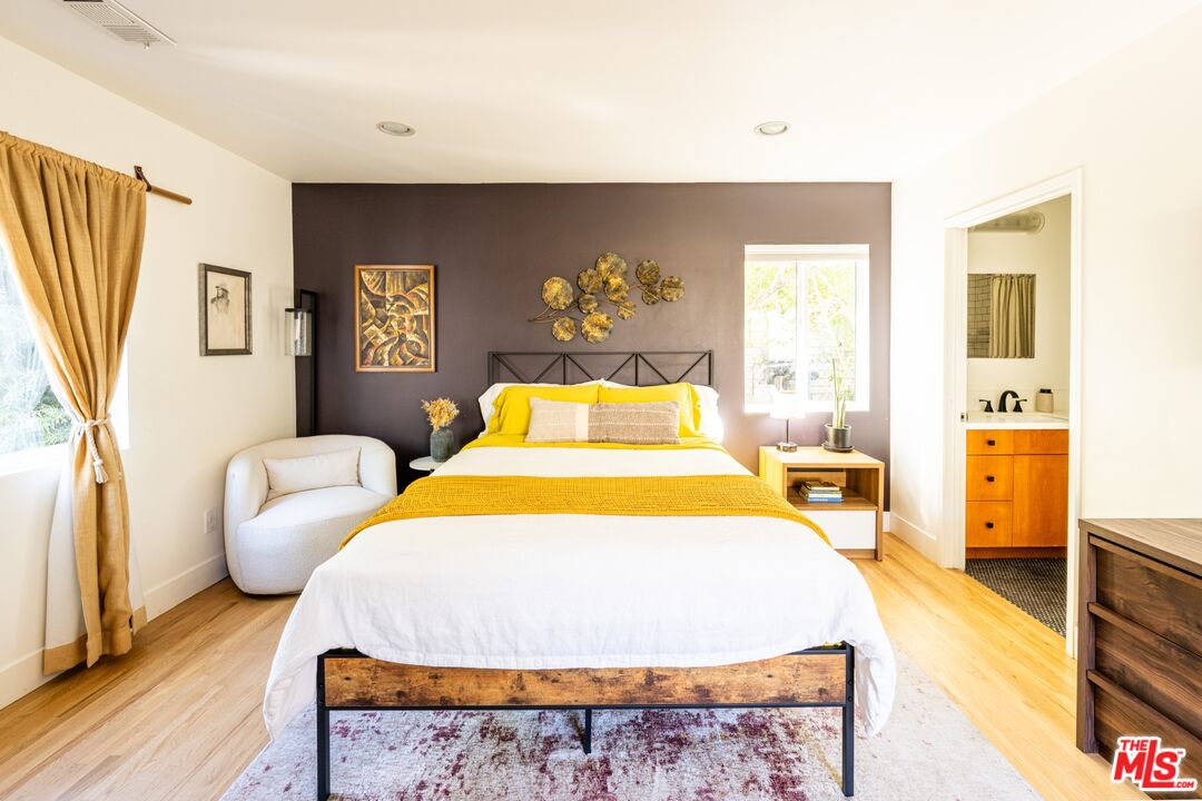 MLS #25585629 image #16