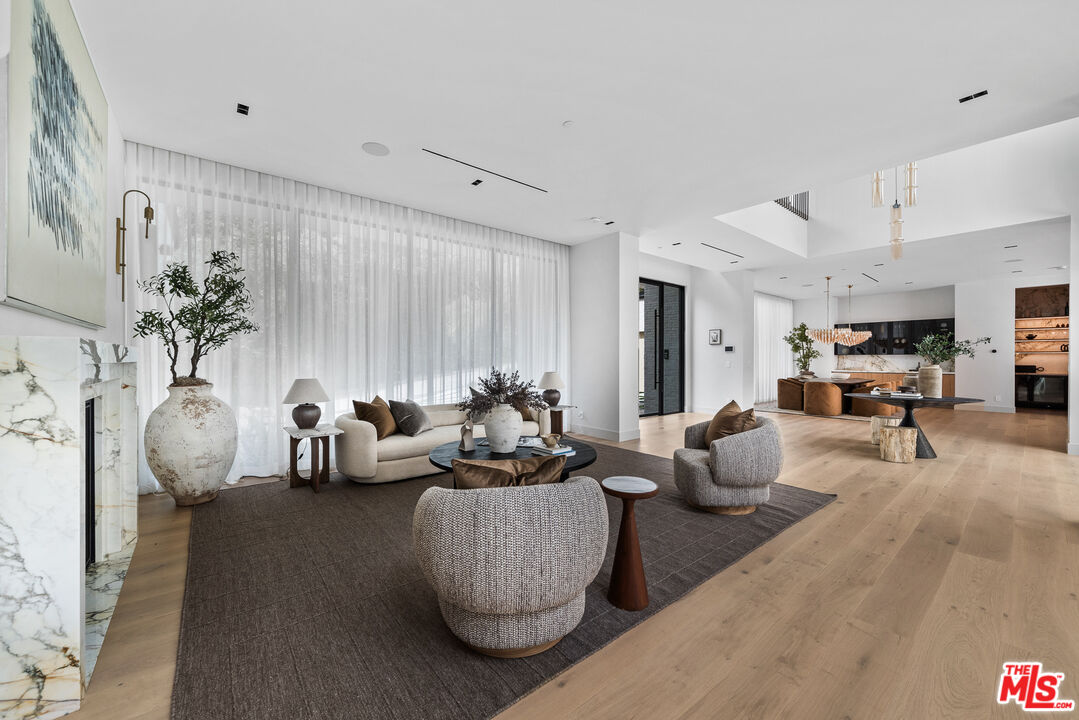 MLS #25585759 image #10