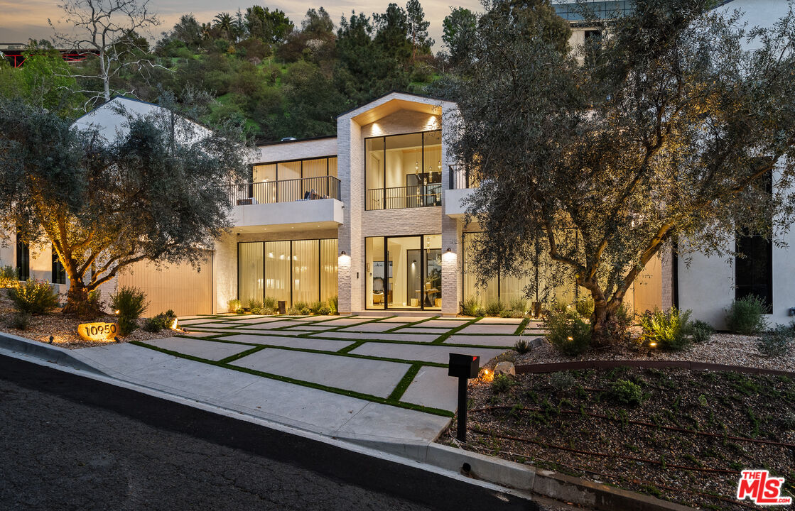 MLS #25585759 image #3