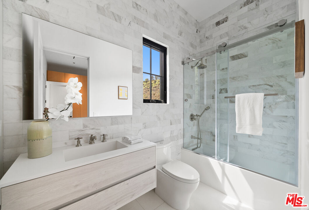 MLS #25585759 image #50