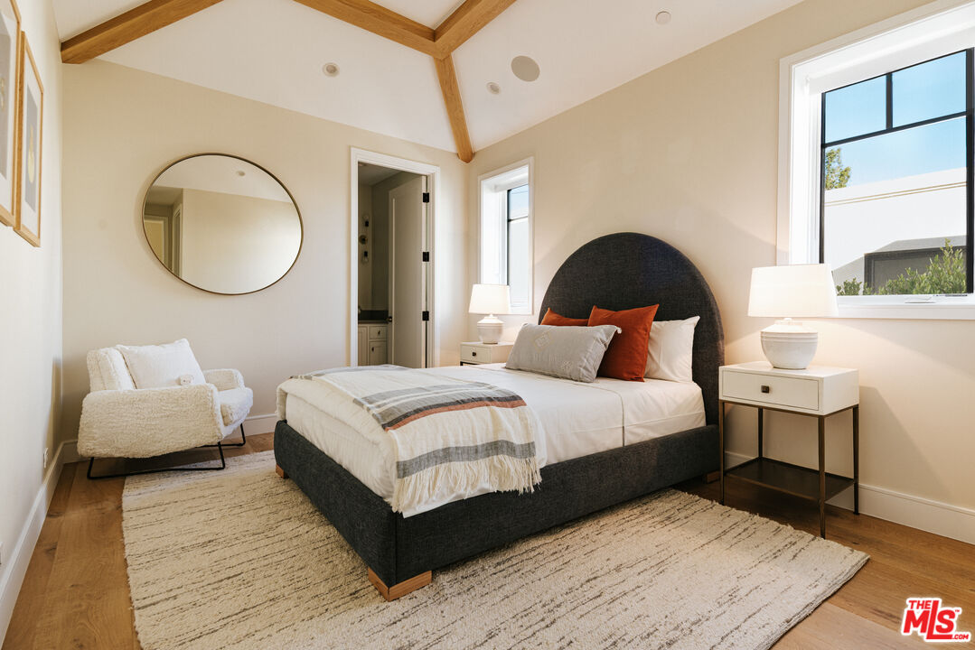 MLS #25585813 image #17