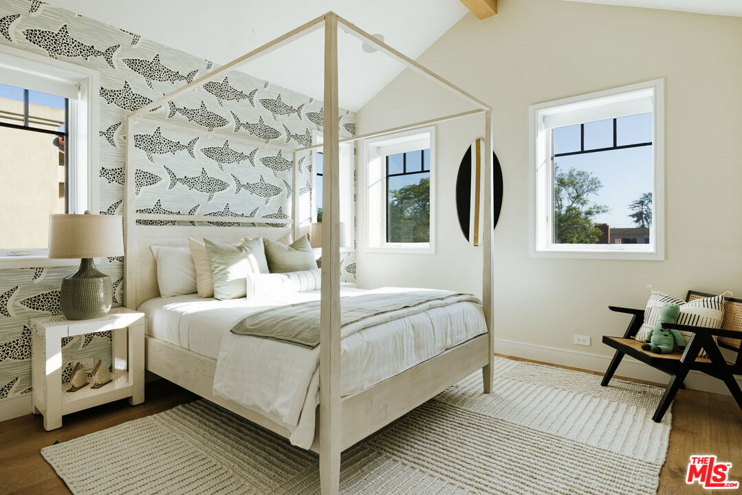 MLS #25585813 image #19