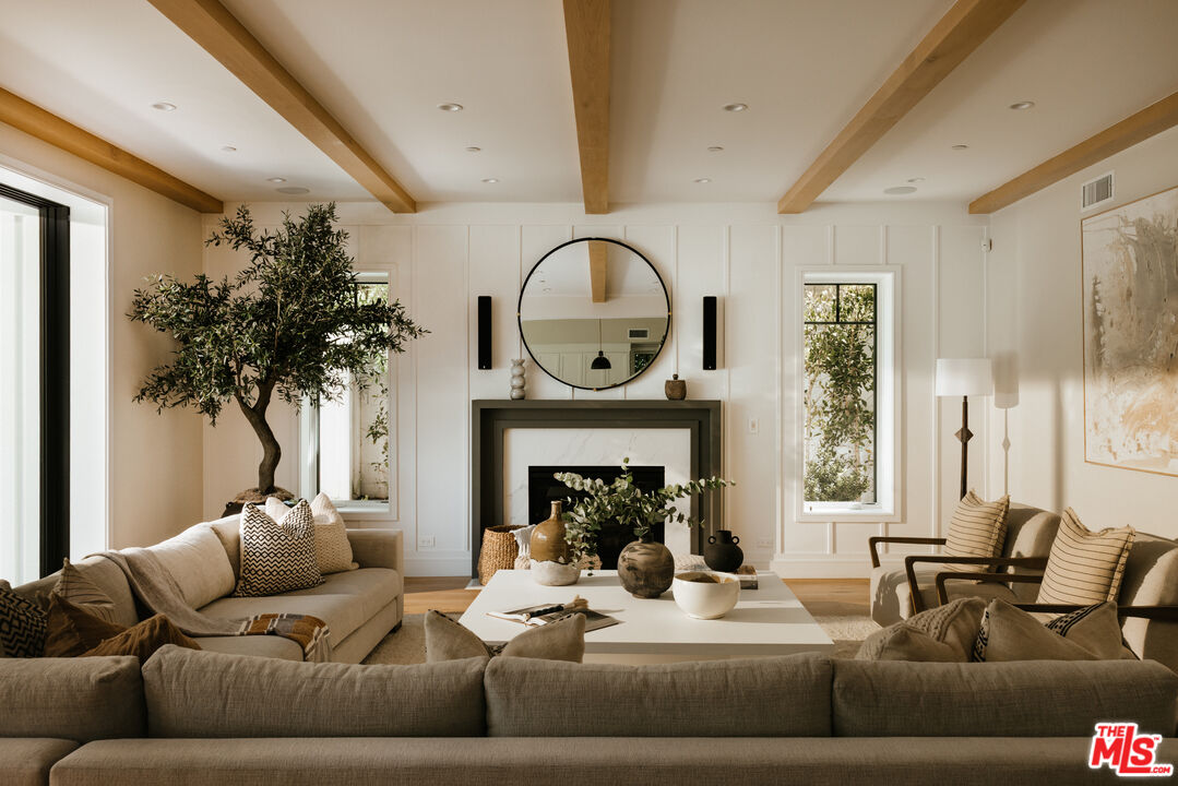 MLS #25585813 image #3