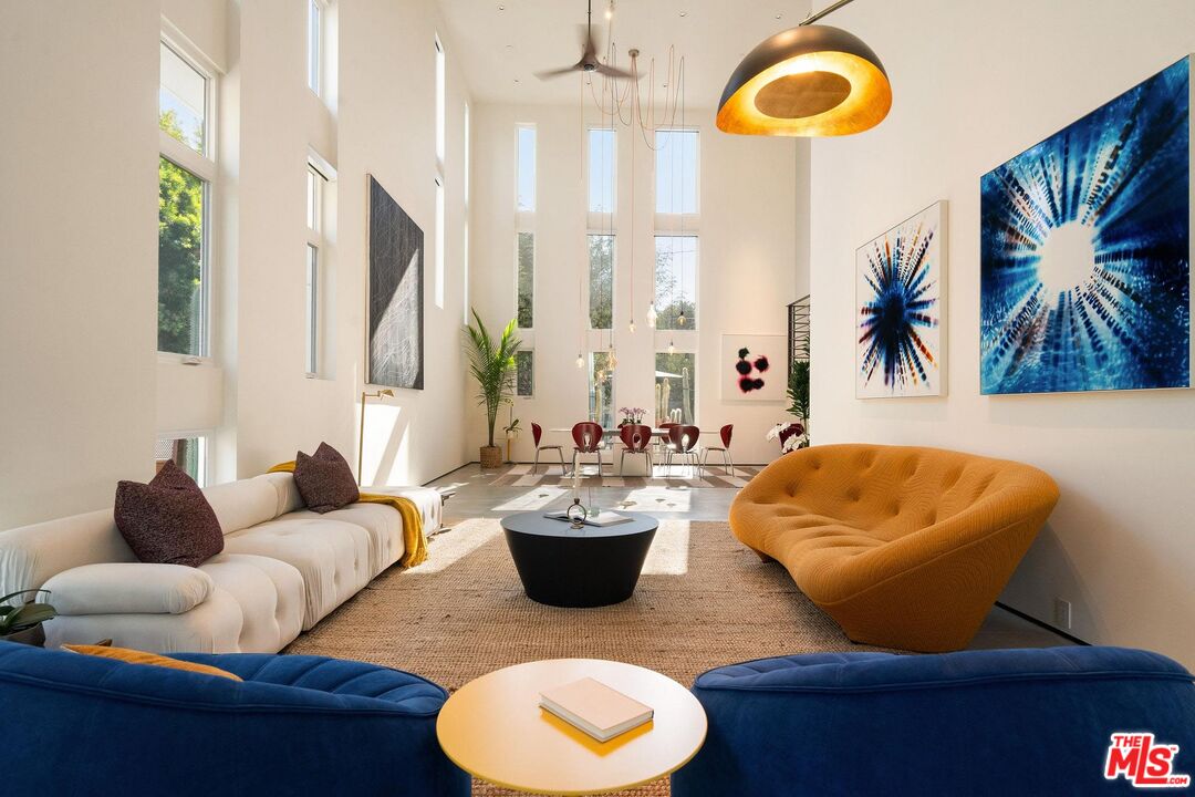 MLS #25585915 image #9