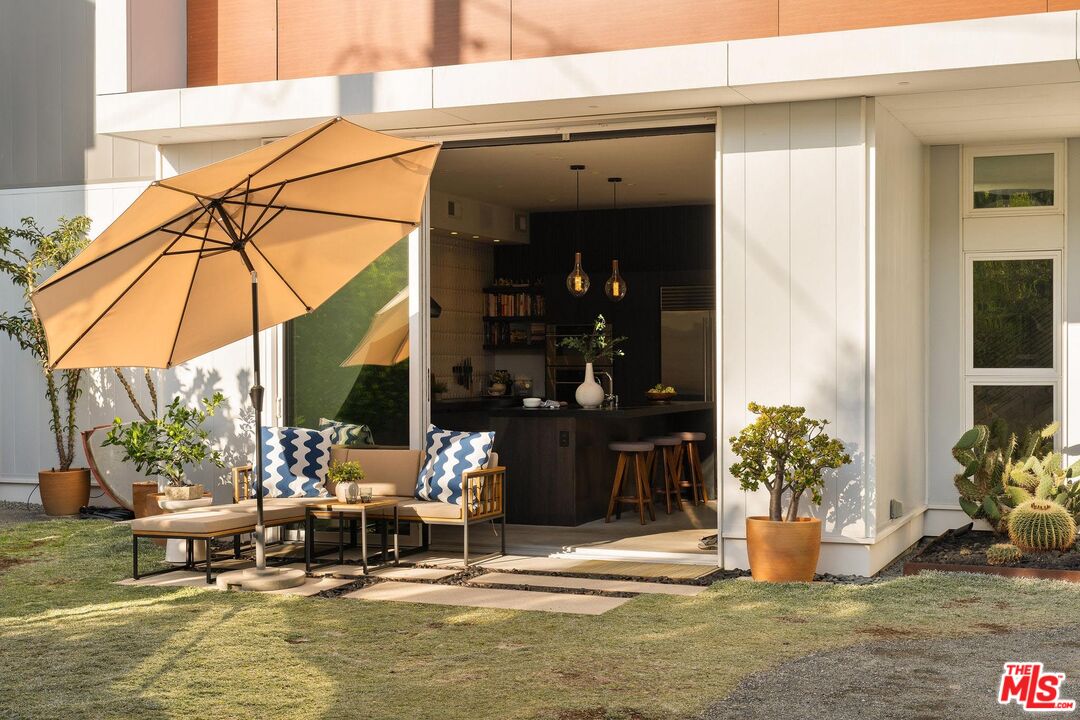 MLS #25585915 image #21