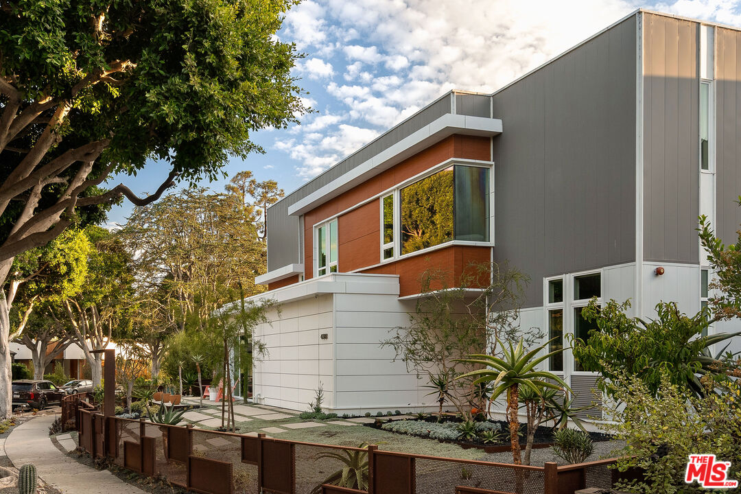 MLS #25585915 image #40