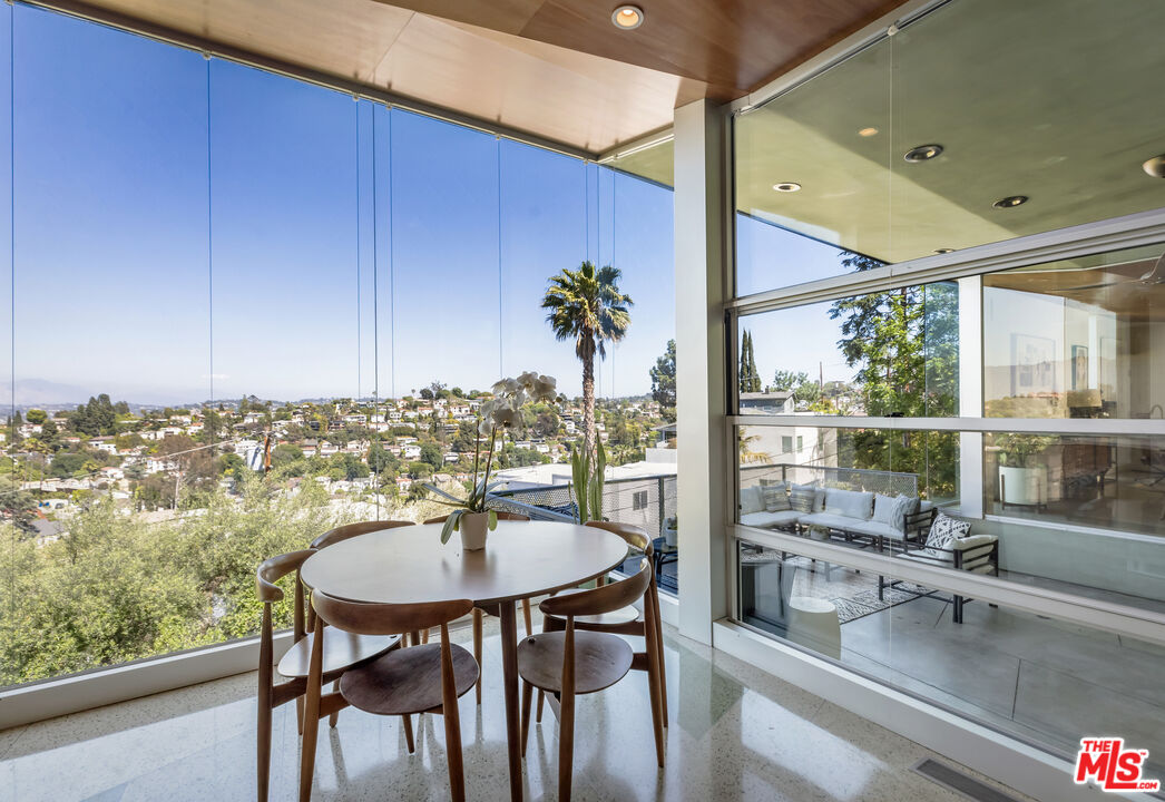 MLS #25585993 image #15