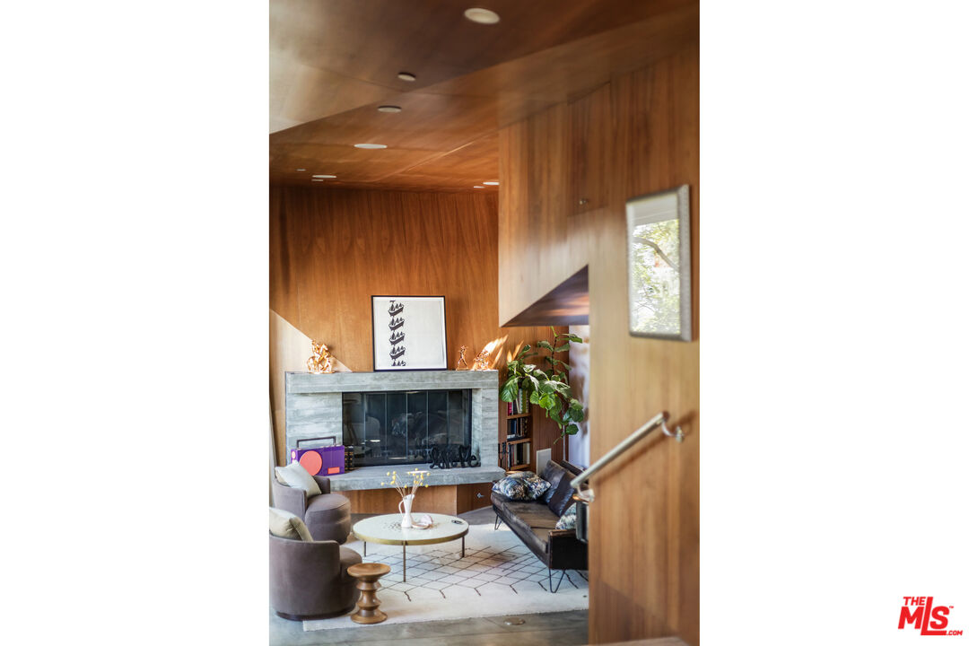 MLS #25585993 image #5