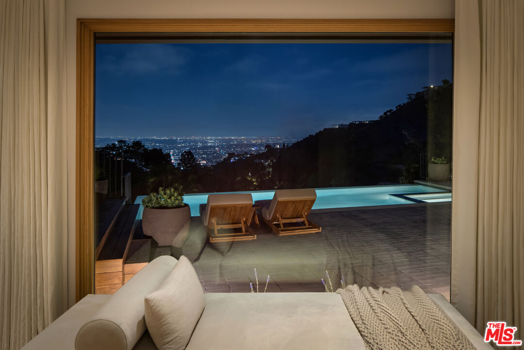 MLS #25586005 image #24