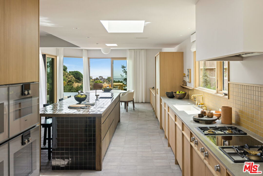 MLS #25586005 image #5