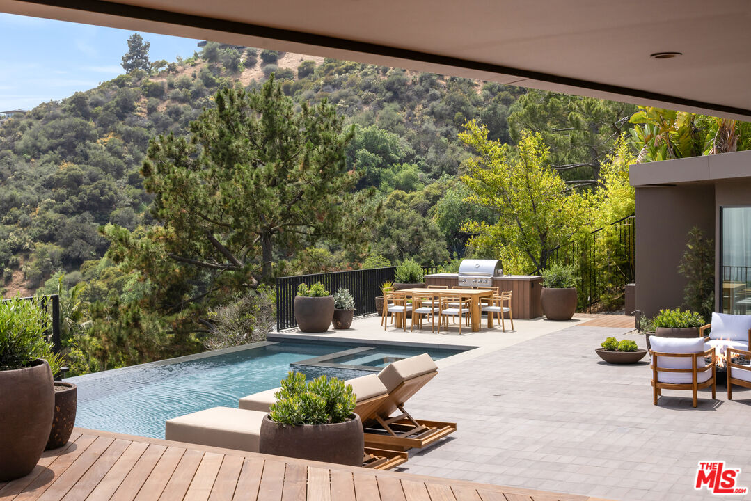 MLS #25586005 image #7