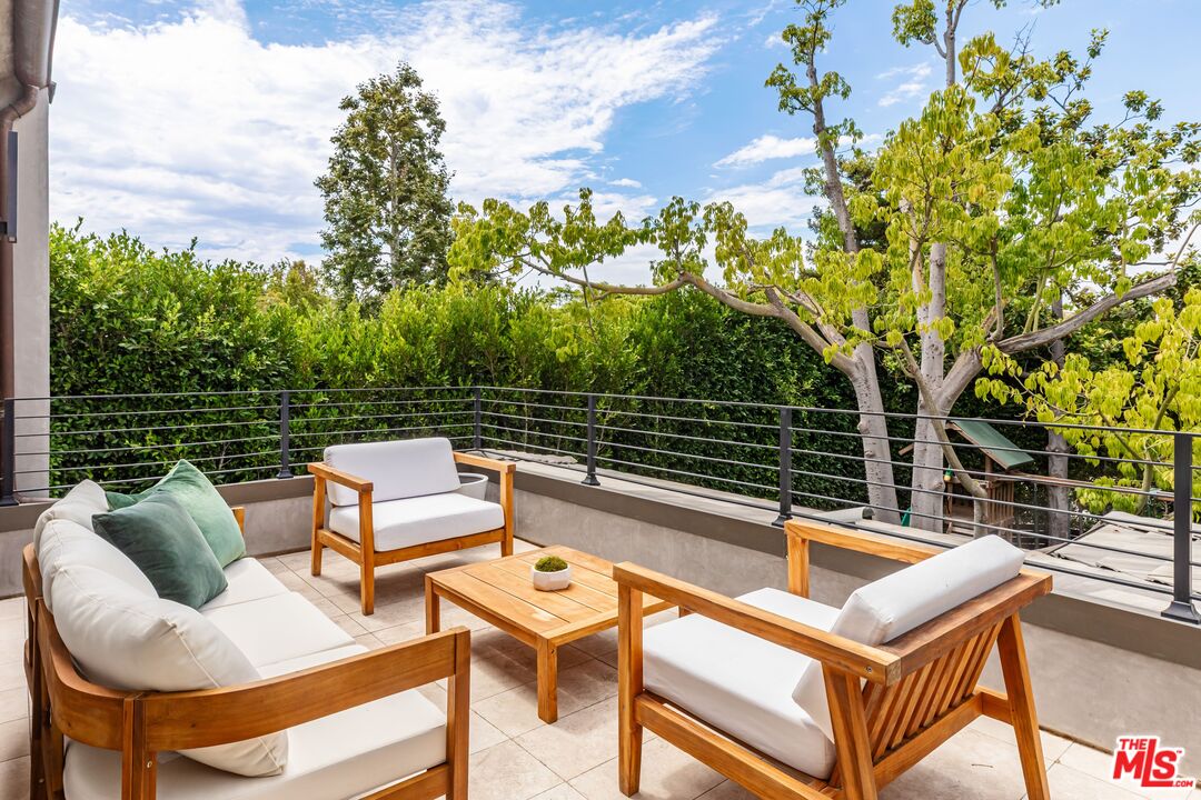 MLS #25586055 image #14