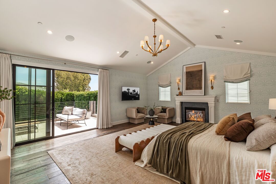 MLS #25586055 image #15