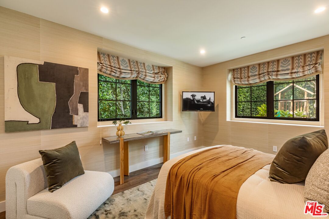 MLS #25586055 image #27