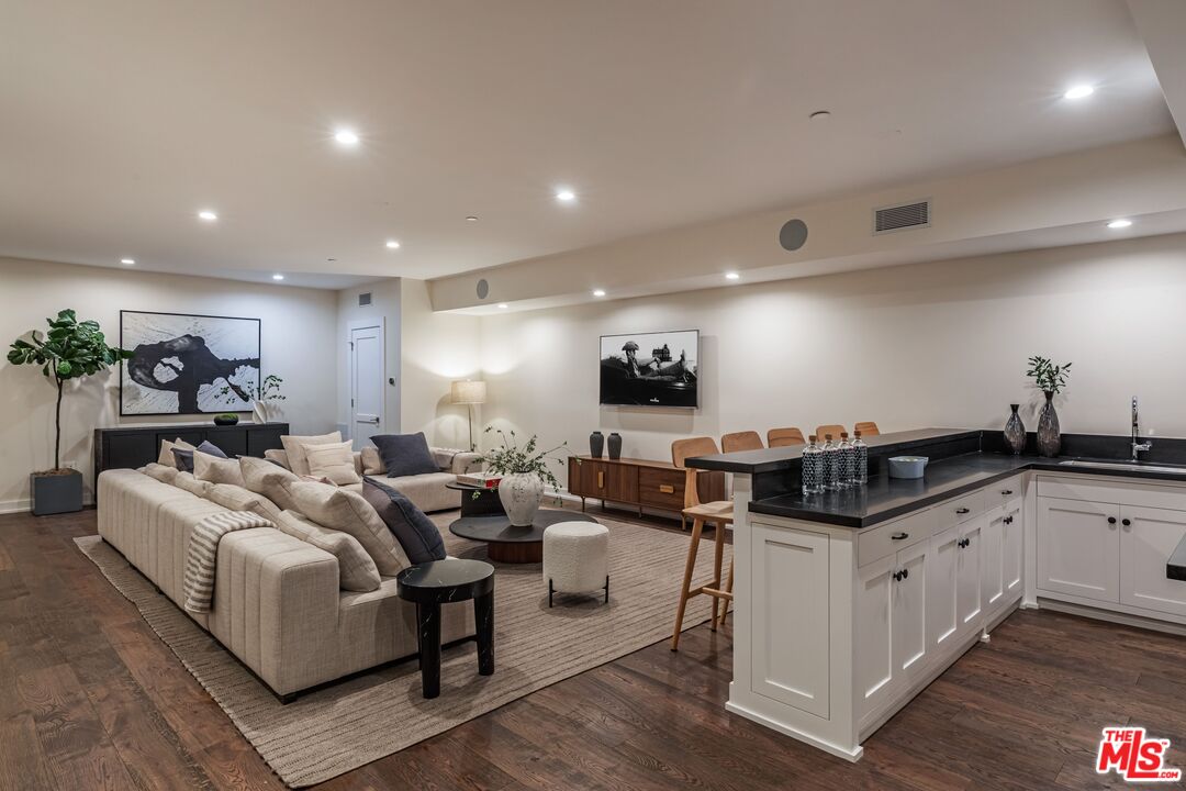 MLS #25586055 image #32