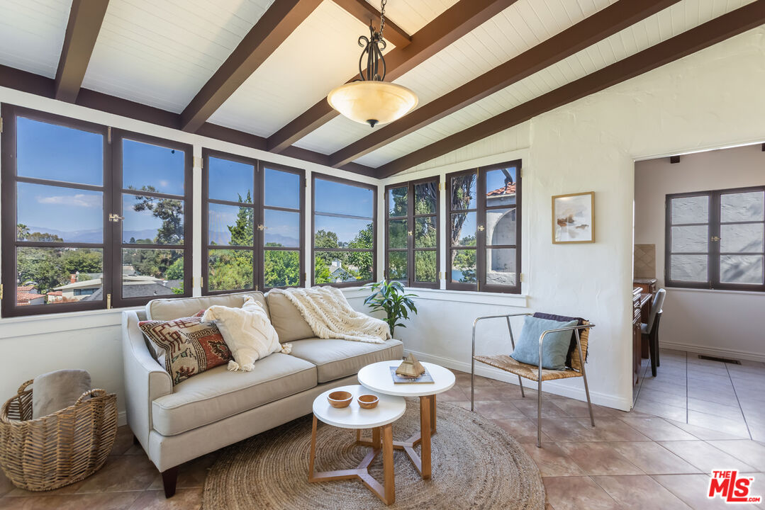 MLS #25586129 image #12